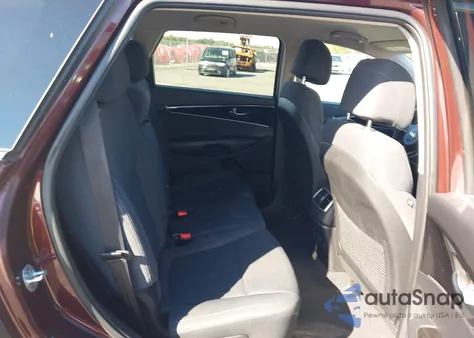 2017 Kia Sorento 3.3L Lx from USA, damaged, VIN 5XYPGDA55HG229856